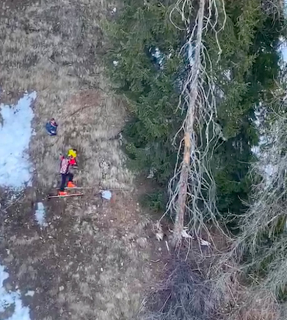 Il bob finisce in un canalone: 2 bambini salvati dall’elisoccorso