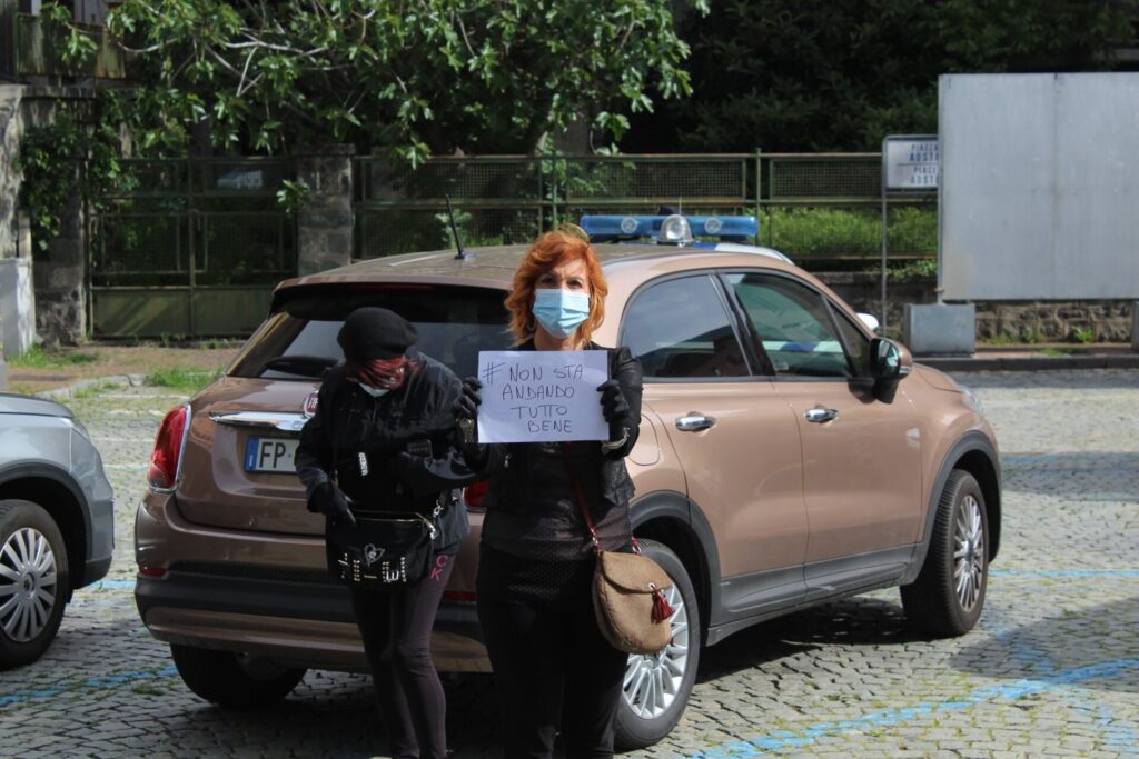 Saint-Vincent: flash mob di commercianti, artigiani e albergatori