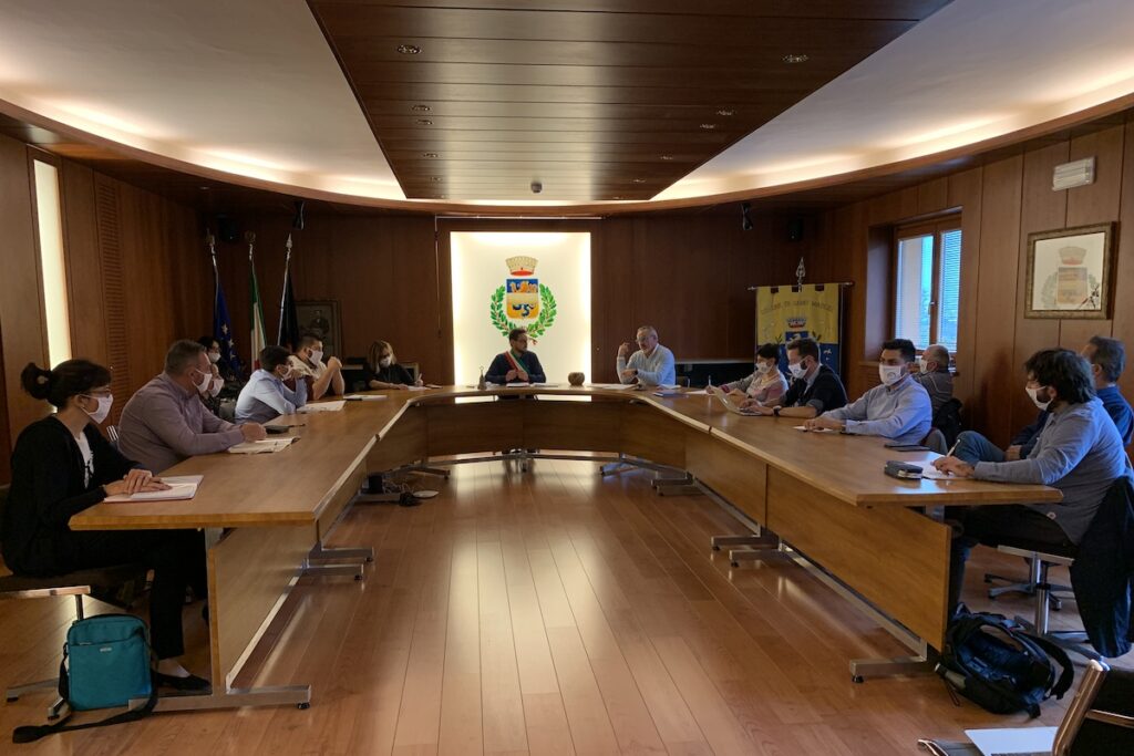 Saint-Marcel aiuta le famiglie intervenendo sulle rette scolastiche