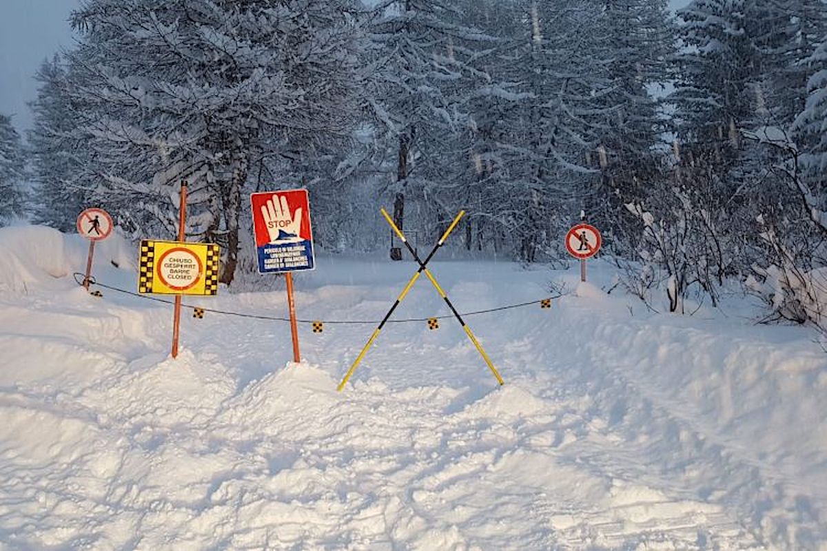 La chiusura in Val Ferret