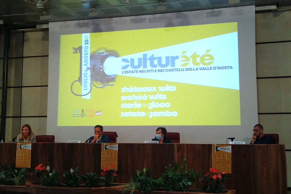 La presentazione a Palazzo regionale di Culturété