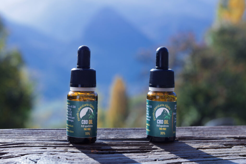 Olio di CBD: un rimedio naturale per stress, ansia e dolore dalle montagne valdostane. Oggi anche THC free