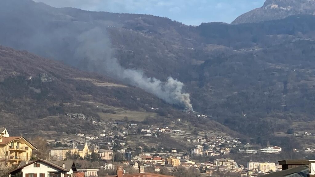 Incendio falegnameria Saint-Vincent