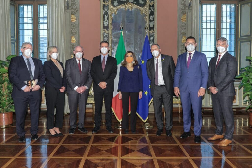 Foto Incontro Pres Casellati Parlamentari APF Sen Lanièce