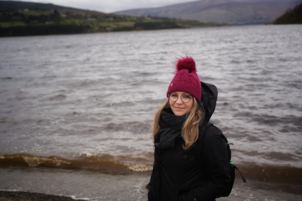 Roberta Savera al lago di Blessington in Irlanda