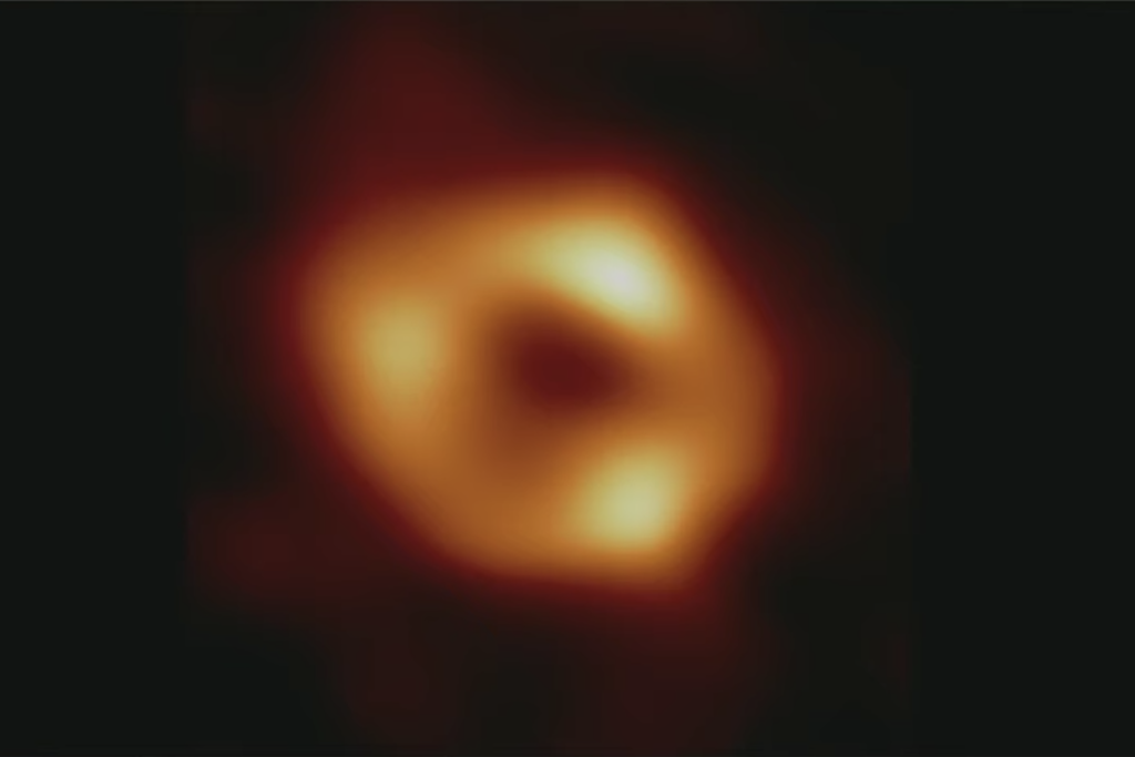 L'immagine del buco nero supermassivo Sagittarius A*