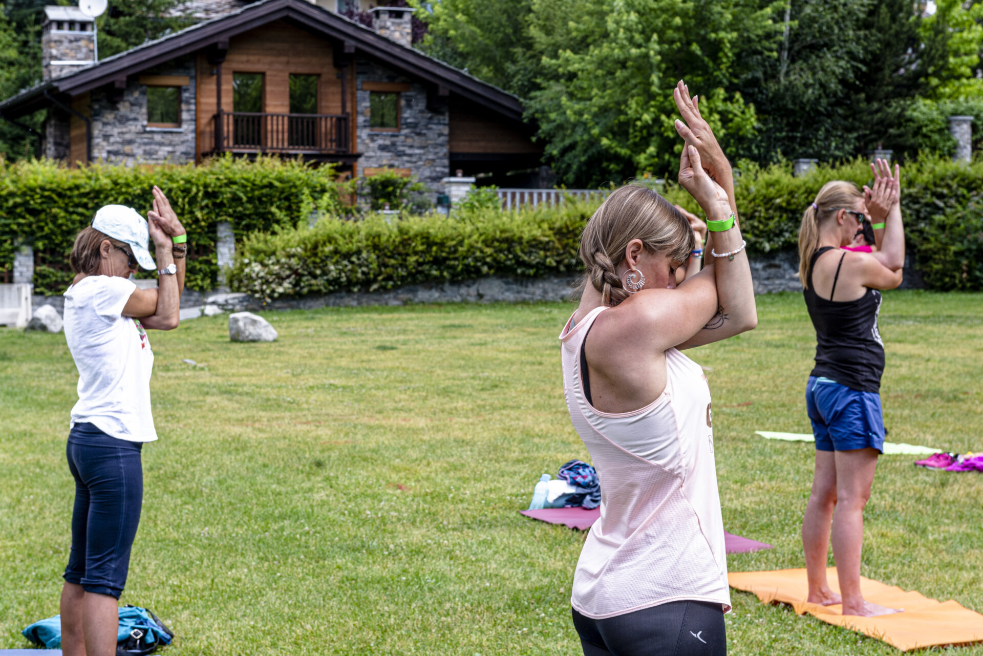 Yoga Mountain Day VDA ph Giacomo Buzio