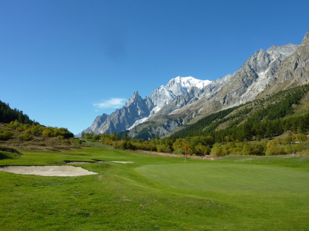 Un Open Day e quasi 50 gare: ha riaperto il Golf Club Courmayeur