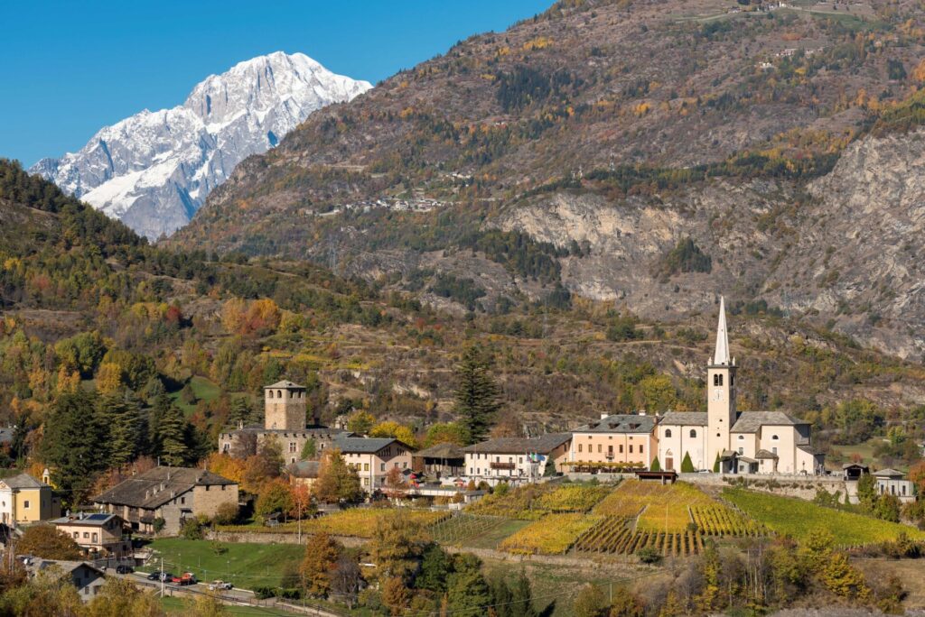 Valle dAosta Cammino Balteo Indrod credito Aosta Panoramica
