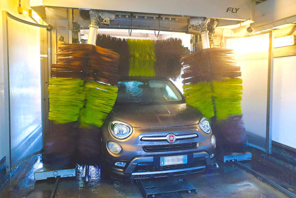 Autolavaggio Lupo