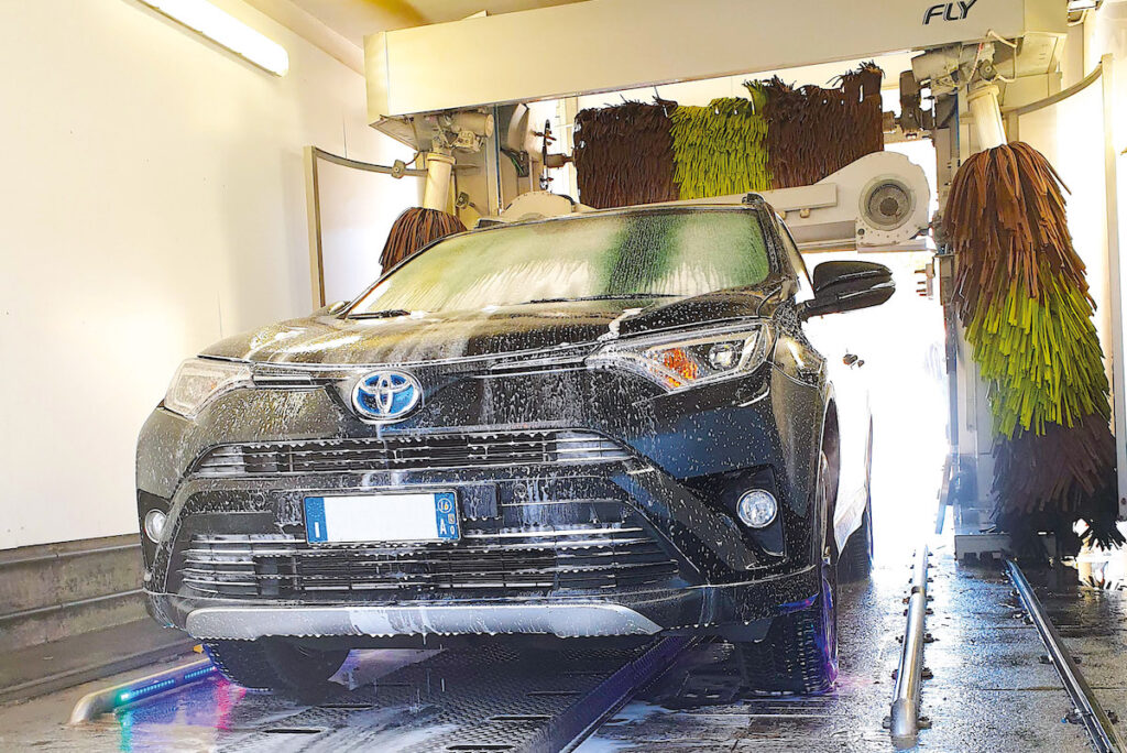 Autolavaggio Lupo
