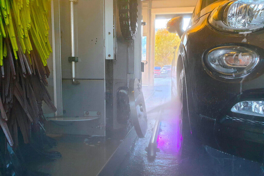 Autolavaggio Lupo