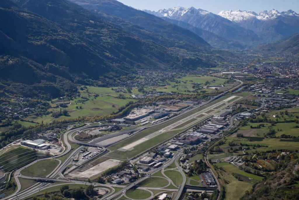L'aeroporto "Corrado Gex" di Aosta