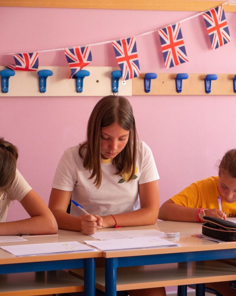 Butterfly English School