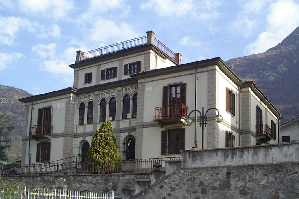 Villa Selve, sede del Municipio di Donnas - Foto Comune di Donnas