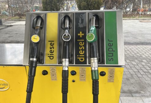 Continua a salire il prezzo del gasolio in Valle: oggi 2,136 euro al litro