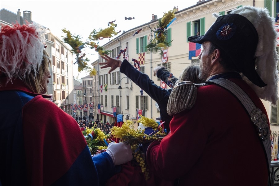 Alzate abbà carnevale di Ivrea