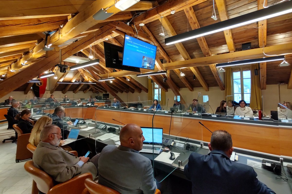 La maggioranza in Consiglio comunale ad Aosta