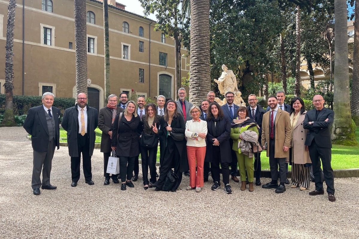 La delegazione per la presentazione del dossier di candidatura di Aosta a Capitale italiana della Cultura a Roma