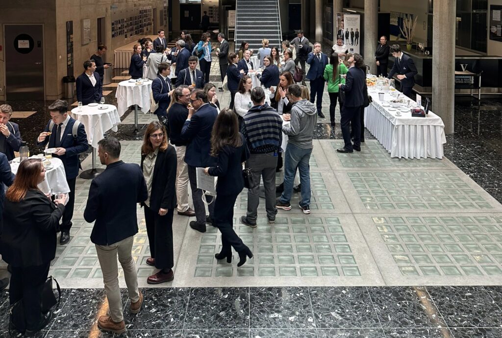 Collaboratori e ragazzi dell’École hôtelière