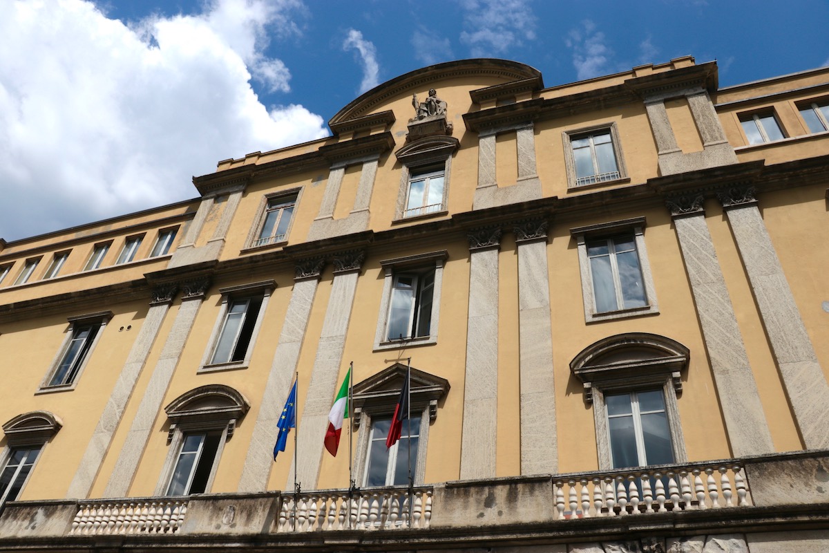 Il Tribunale di Aosta