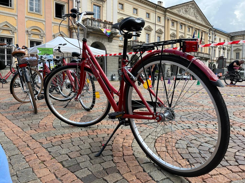 Le nuove biciclette acquistate dal Comune di Aosta