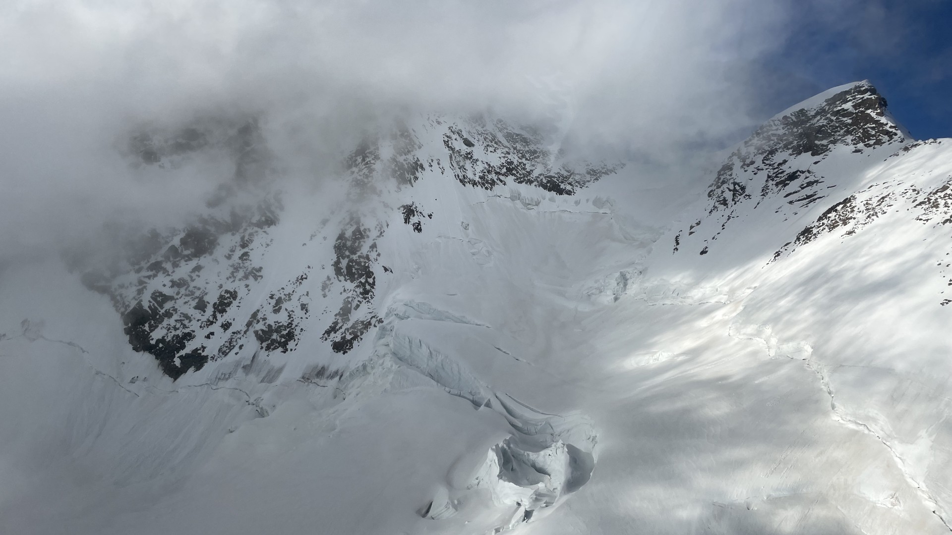 Alpinista Precipita E Muore Sul Monte Rosa