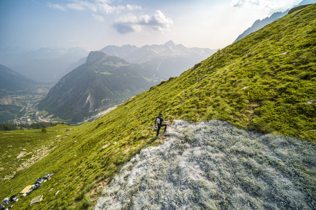 Saype - Une grande Dame | Courmayeur