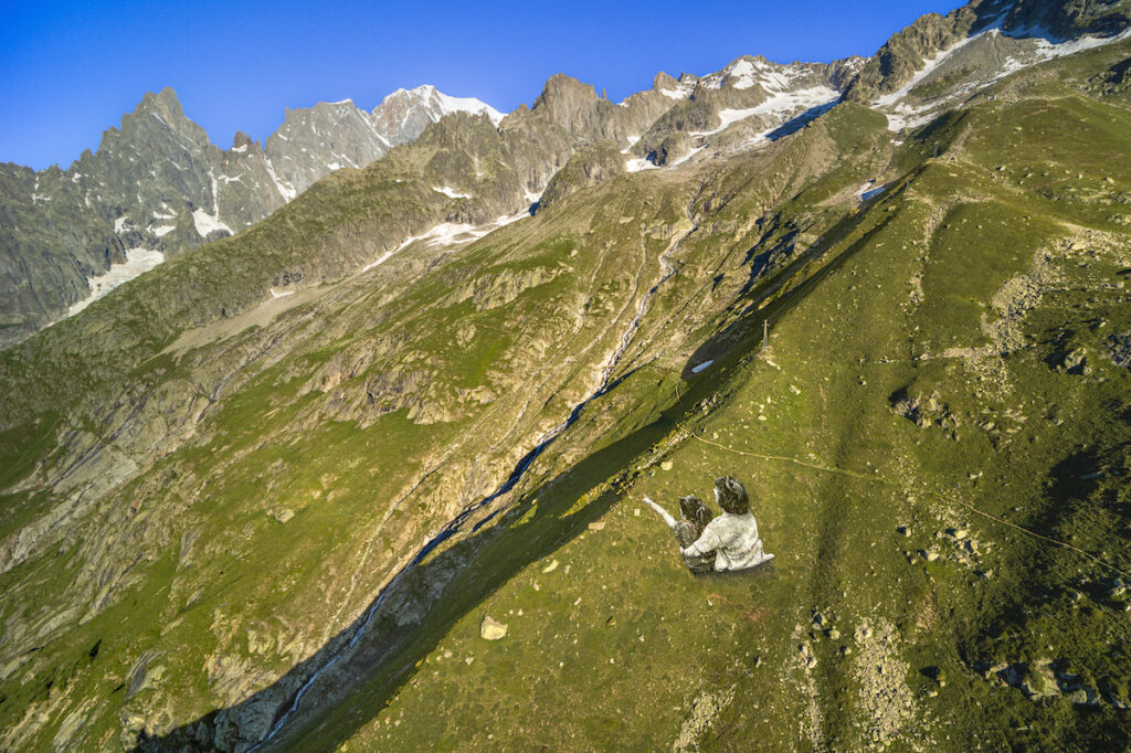 Saype - Une grande Dame | Courmayeur