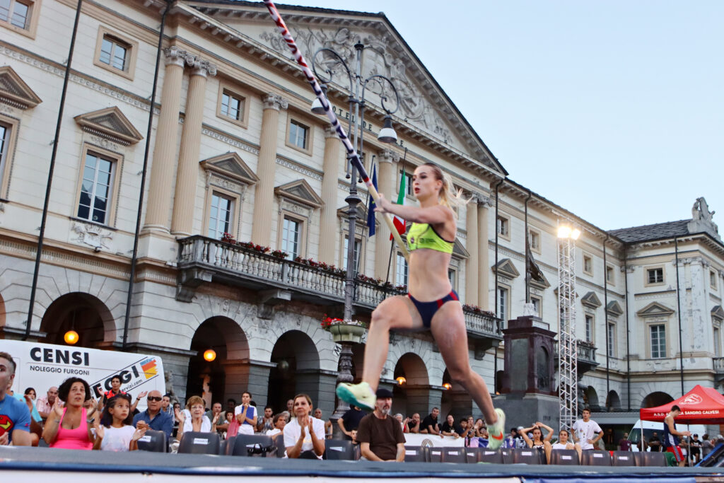 Asta in Piazza