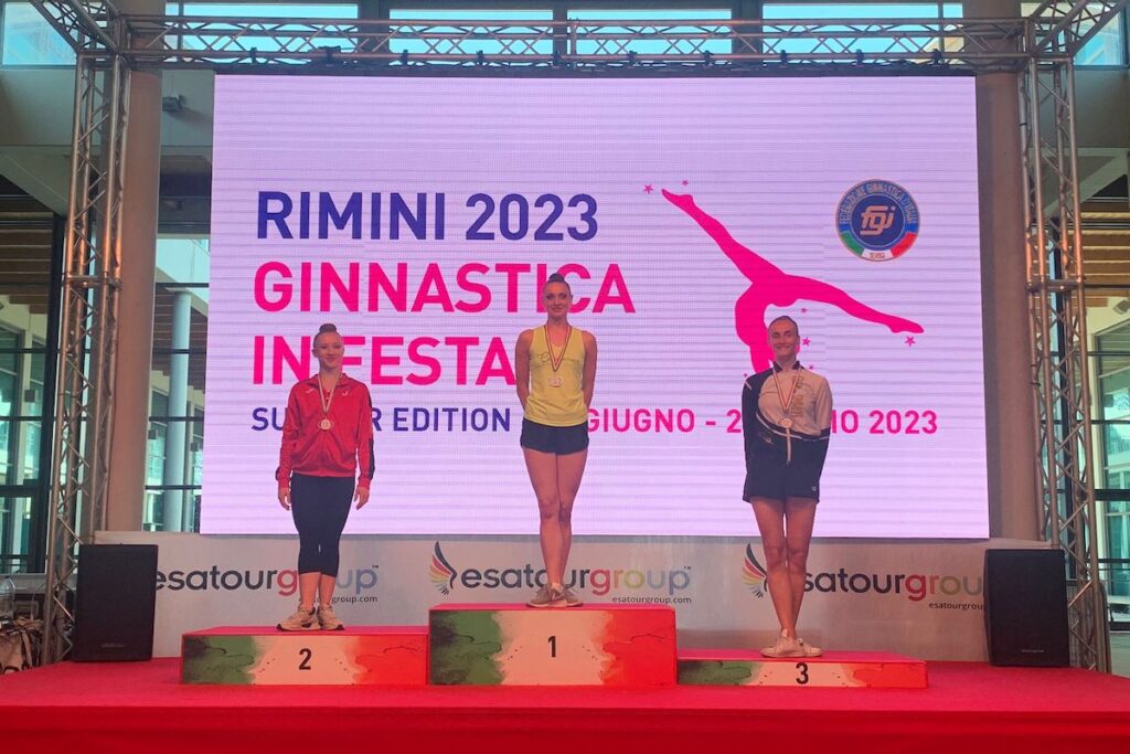 Ginnastica ritmica: a Rimini è doppio bronzo per Beatrice Cuaz