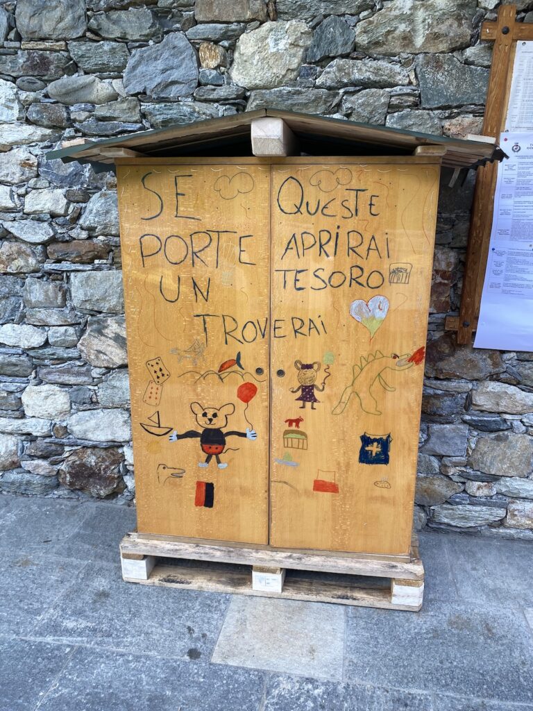 La Boîte à Lire a Rhêmes-Saint-Georges