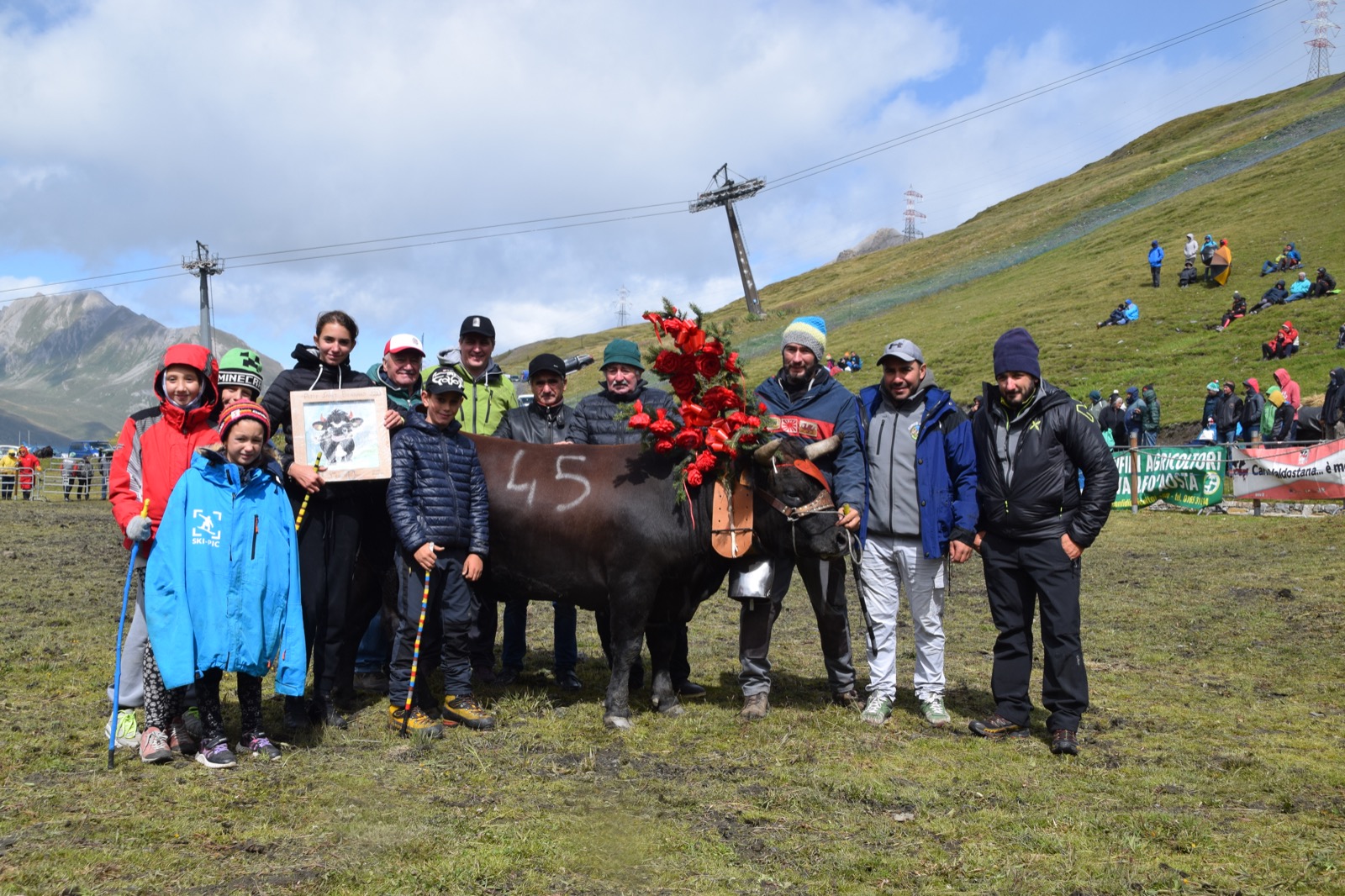 Fauvette è l’astro nascente di casa Bonin: la madre è Fleurette, regina regionale 2015, il padre un toro di Bronne, prima alla Croix-Noire nel 2019