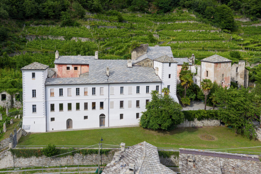VALLE D'AOSTA Castello Vallaise Arnad (foto Enrico Romanzi)
