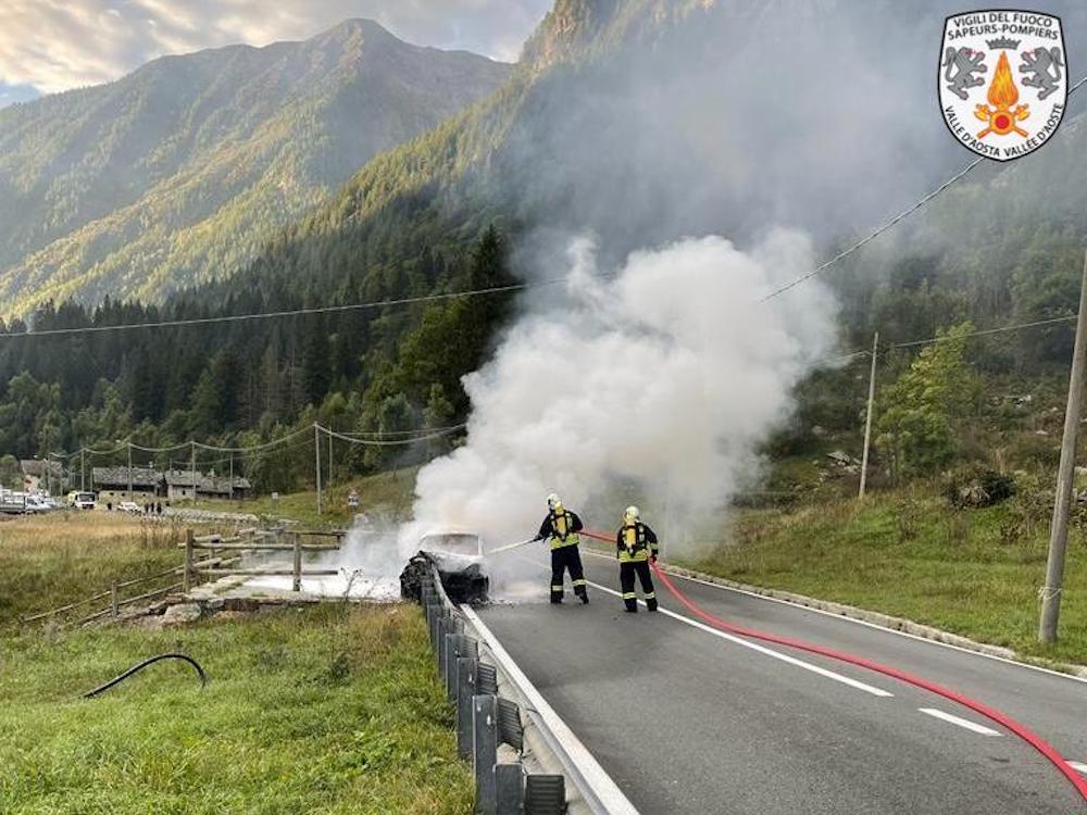 Auto Incendio Gressoney