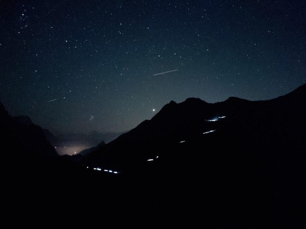 La première nuit du Tor des Glaciers. Sébastien Raichon aux commandes