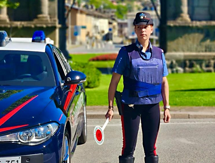 Monica Catalano autista gazzella carabinieri