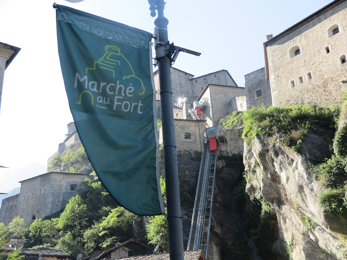 Marché au Fort Bard Foto Alice Dufour Bardjpg