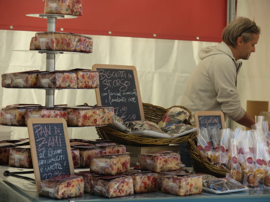 Marché au Fort Bard Foto Alice Dufour Bardjpg