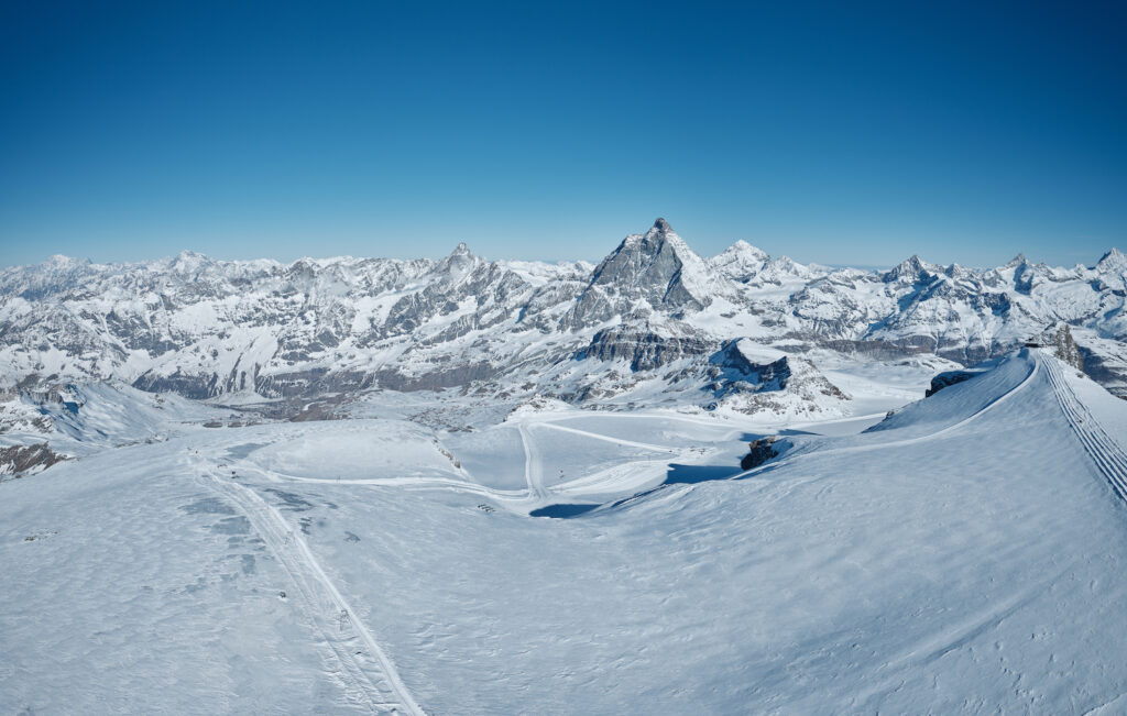 Audi Fis Ski World Cup, Matterhorn Cervino Speed Opening, Zermatt Cervinia (SUI ITA), //, immagini aeree della pista Gran Becca Photo credit: Pascal Gertschen
