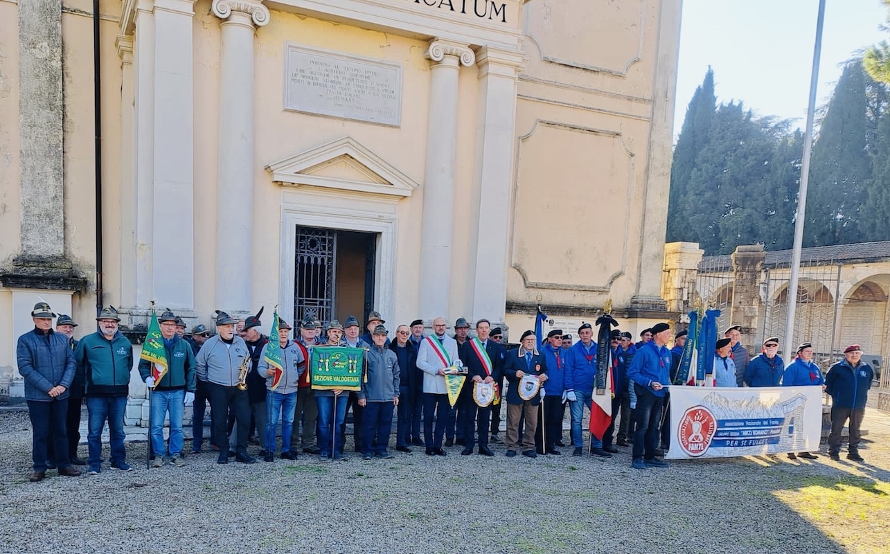 L'Amministrazione di Charvensod e gli Alpini a Schio