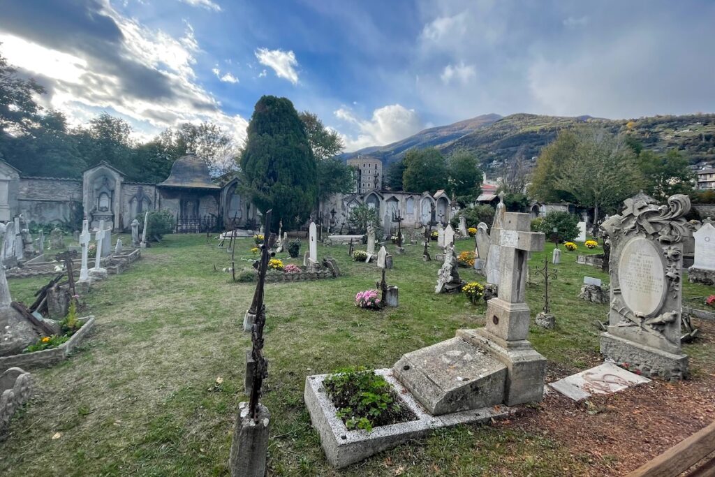 Il Cimetière du Bourg de Saint-Ours - Cimitero di Sant