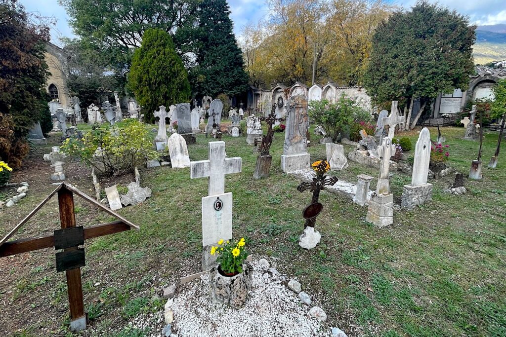 Il Cimetière du Bourg de Saint-Ours - Cimitero di Sant