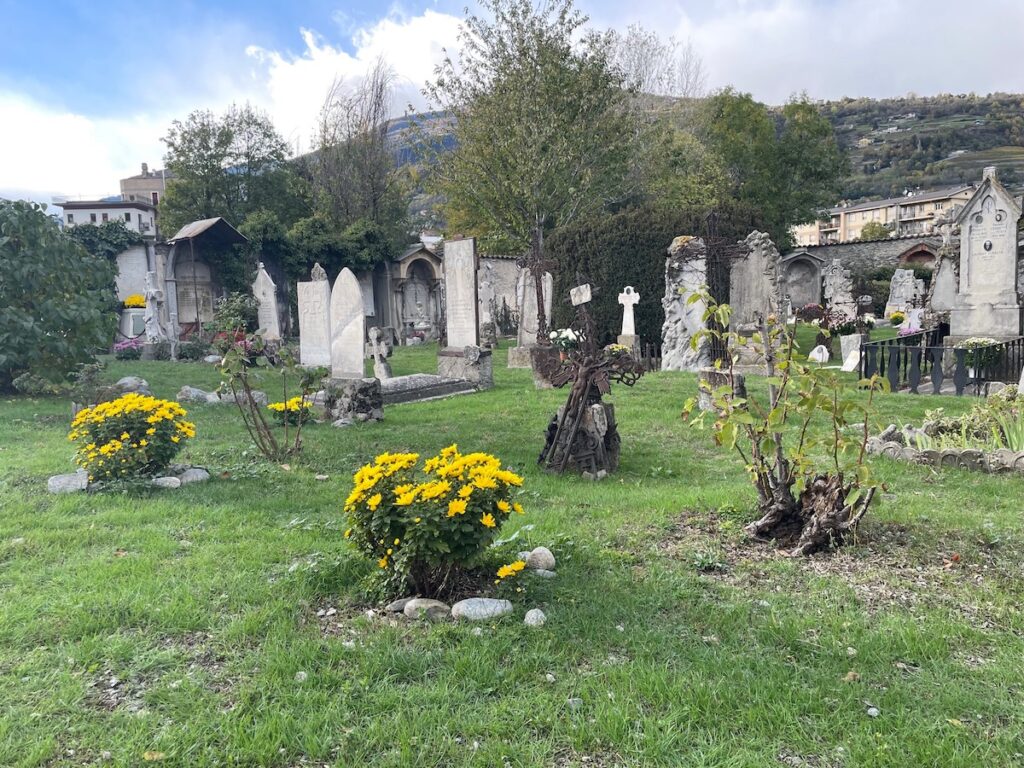 Il Cimetière du Bourg de Saint-Ours - Cimitero di Sant