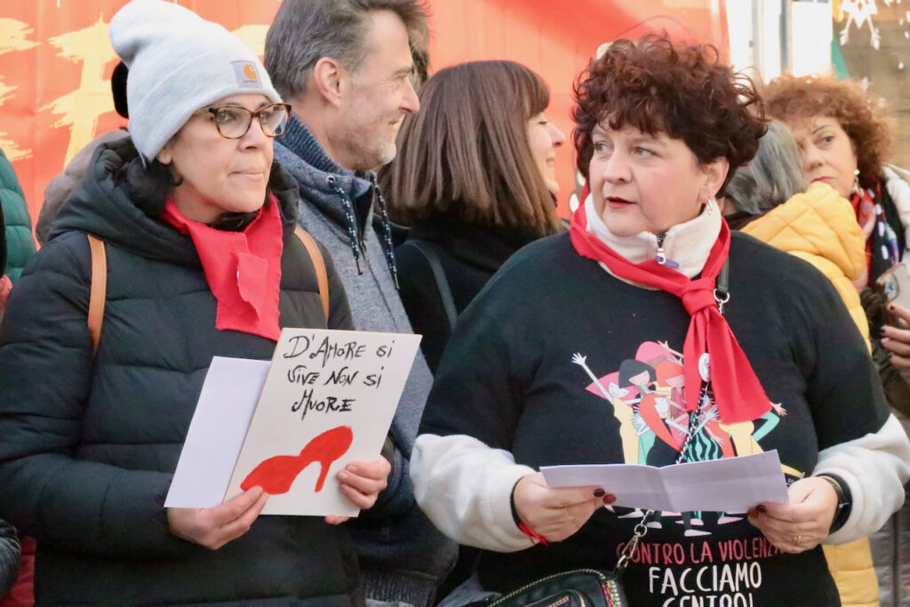 Manifestazione contro la violenza sulle donne