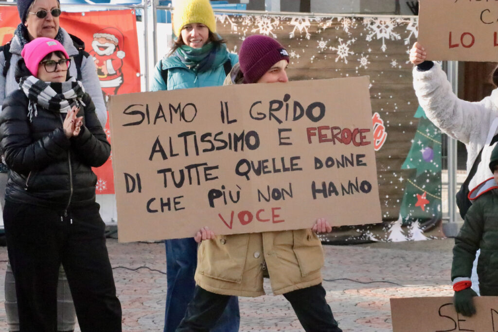 Manifestazione contro la violenza sulle donne