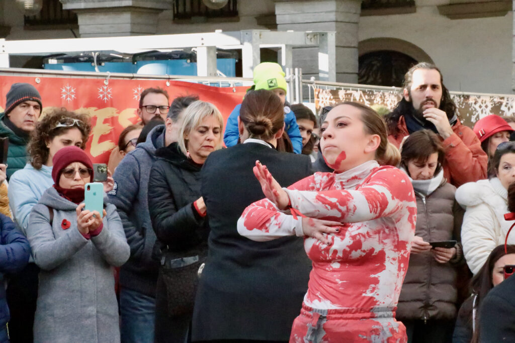 Manifestazione contro la violenza sulle donne