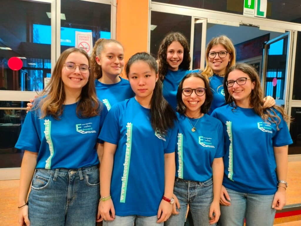 La squadra femminile del Bérard ai campionati matematici