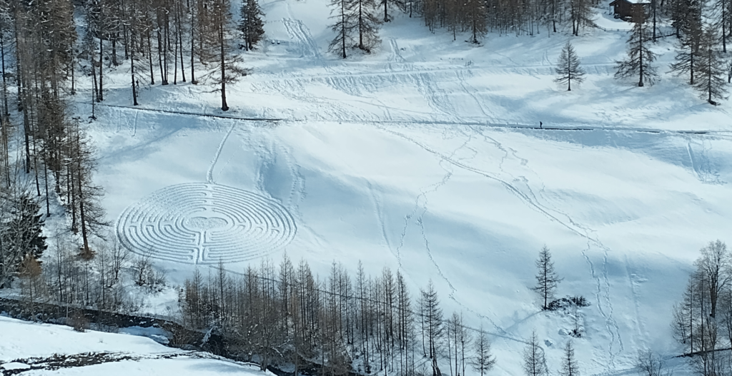 A Chamois per San Valentino torna il labirinto ciaspolabile