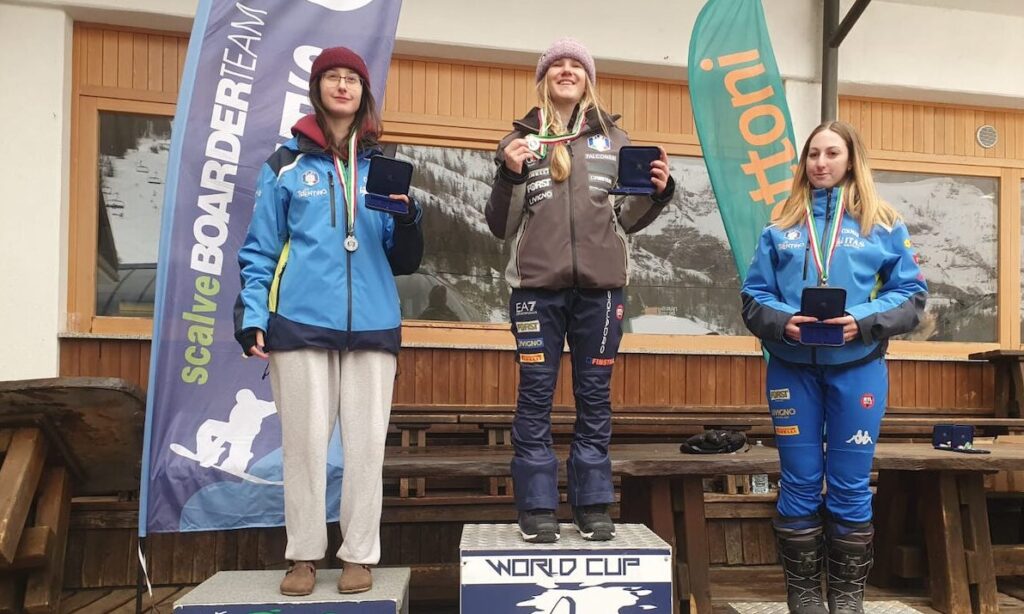 Lisa Francesia Boirai e Matteo Rezzoli vincono il titolo italiano Giovani di snowboardcross